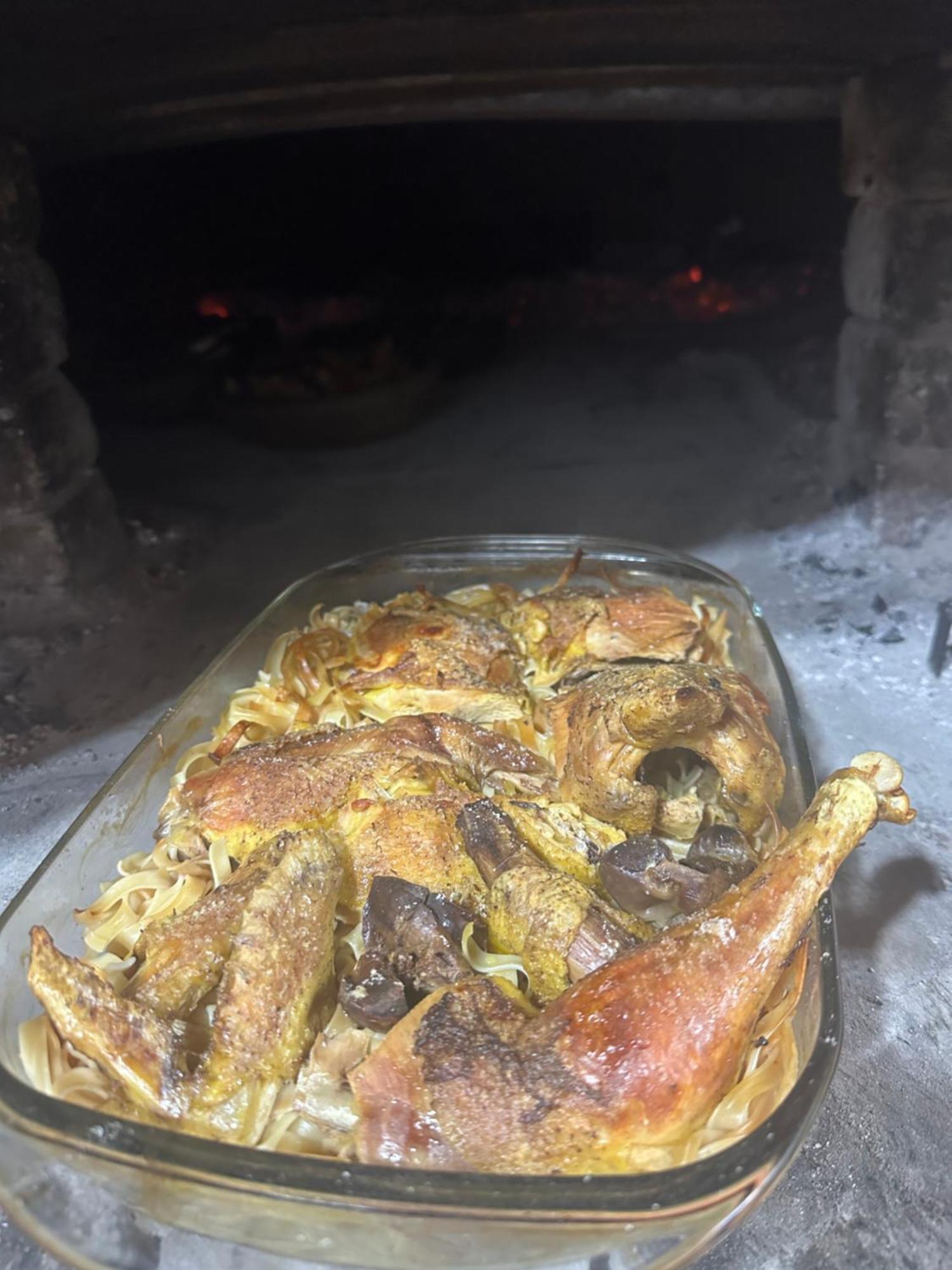 Vila Disha Tiranë Luaran gambar